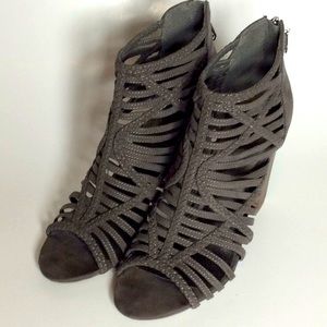 Guess Strappy Heeled Open Toe Sandal